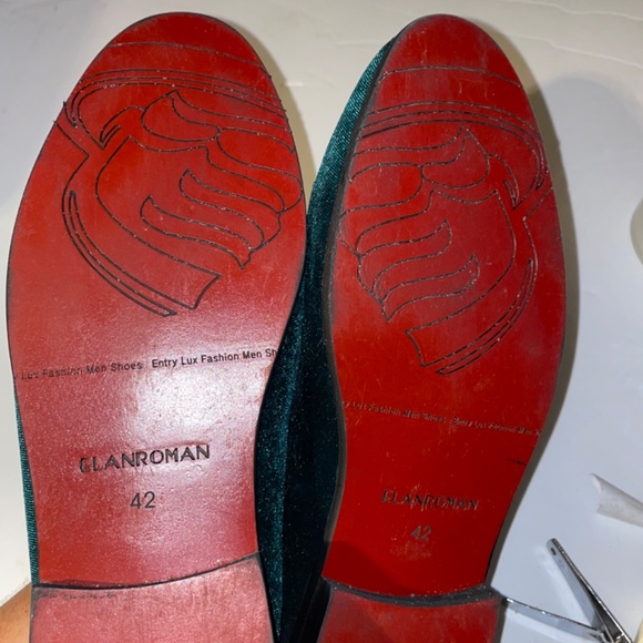 Loafers for Men Green Velvet Shoes of Fashion Embroidered Size 9 - Picture 13 of 13